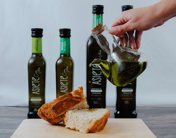 Aceite de Oliva Virgen Extra ecológico: Arbequina + Royeta de Asque. Botella de vidrio de 50cl - Imagen 2
